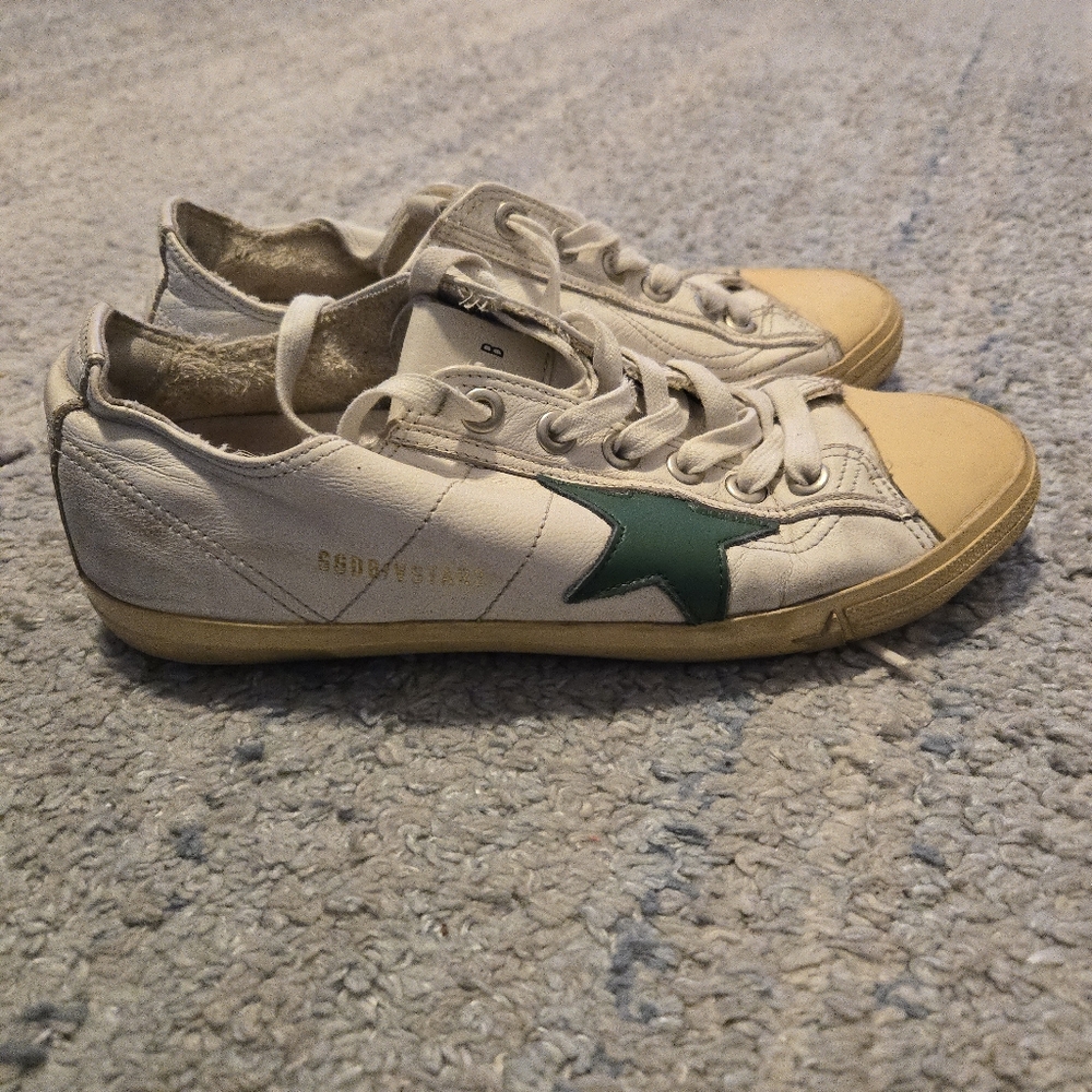 Golden Goose V-Star 2 White Leather Green Star Distressed Sneakers EU 43 US 10